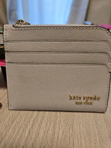 kate spade 그레이 패스 케이스