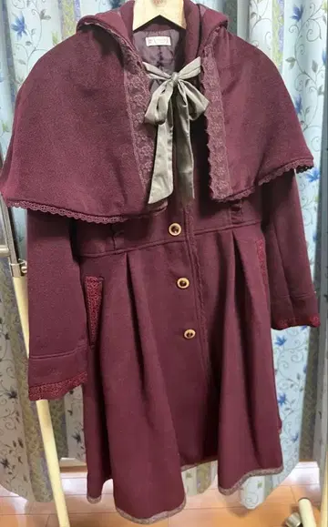 axes femme 버건디 롱 코트