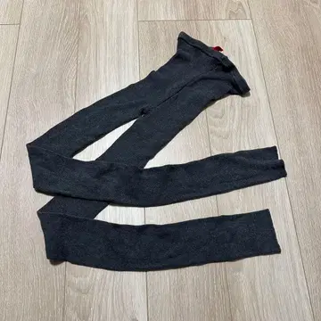 프렌치불 다크 그레이 니트 스패츠 레깅스 프렌치불