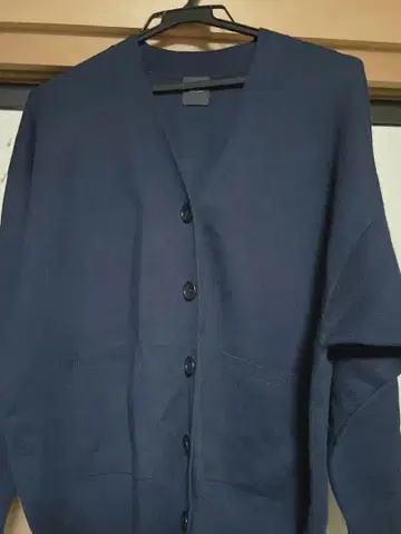 네이비 버튼 가디건