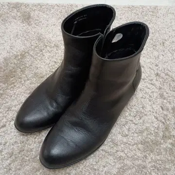 블랙 가죽 사이드 고어 부츠 고어텍스