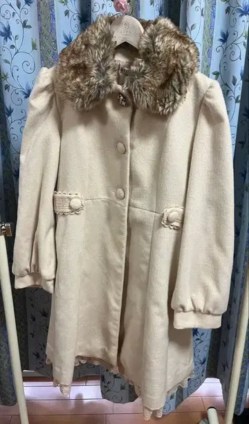 axes femme 퍼 롱 코트