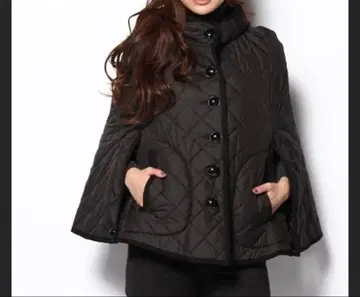 매킨토시 블랙 케이프 스타일 퀼팅 판초