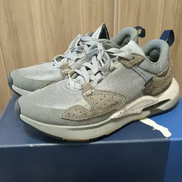 FRAGMENT x JORDAN AIR CADENCE [ 26.5 ]