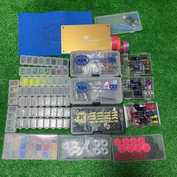 미니 사륜구동 부품 세트와 공구