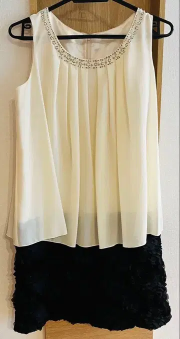 COMME CA ISM 파티 드레스 ( M 사이즈 )