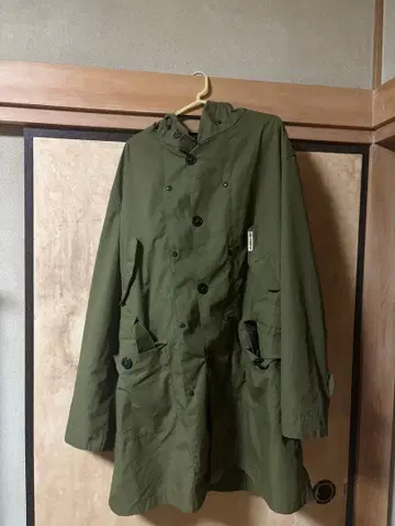 올리브 그린 밀리터리 자켓