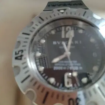 불가리 디아고노 스쿠바 프로페셔널! 세계 한정판 500개 2000M 방수