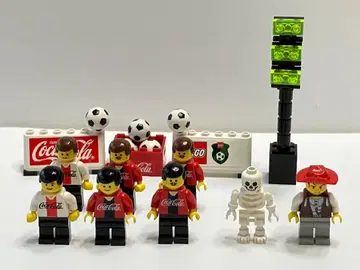레고 블록 X 코카콜라 미니 피규어 8개 LEGO 축구 스튜디오