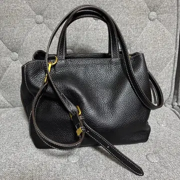 블랙 가죽 숄더백