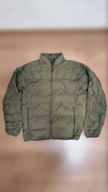 UNIQLO 울트라 라이트 다운 다운 자켓 S 올리브