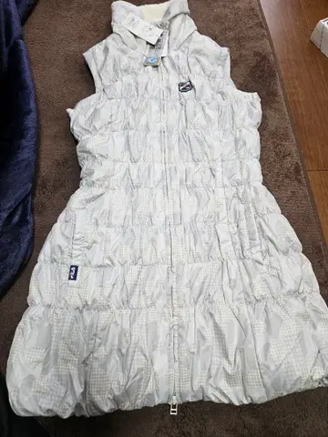 FILA 택 포함 새상품 아우터 방수 다운 베스트 M 사이즈 화이트