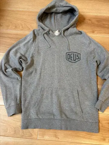 DEUS EX MACHINA 그레이 후드티 S 사이즈