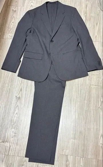 감동 셋업 2025 UNIQLO M 다크 그레이 감동 자켓