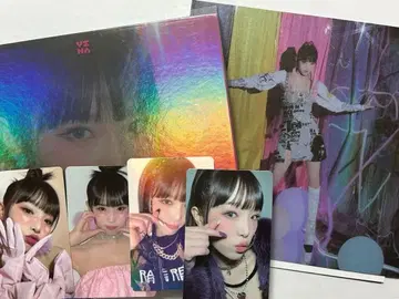 최예나 SMiLEY 포스터 포함