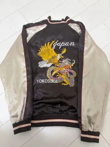 요코스카 스카잔 독수리와 드래곤 자수