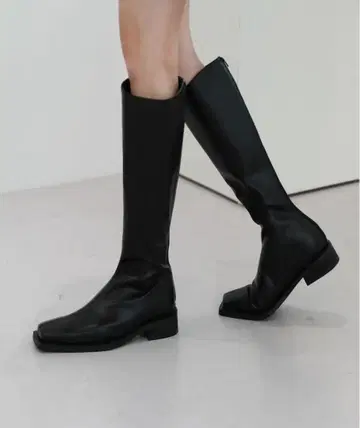 블랙 스퀘어 롱 부츠 23.5cm