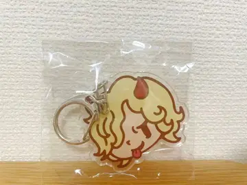 HYDE 팝업 스토어 한정판 가챠 아크링 키링