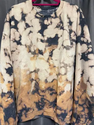 타이다이 염색 크루넥 맨투맨 Urban outfitters