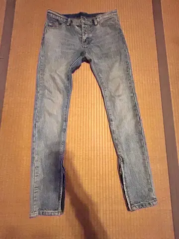 mnml 사이드 지퍼 플레어 데님