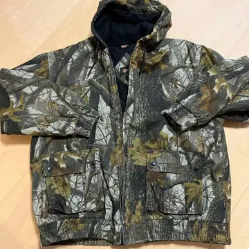 리얼 트리 자켓, 밀리터리