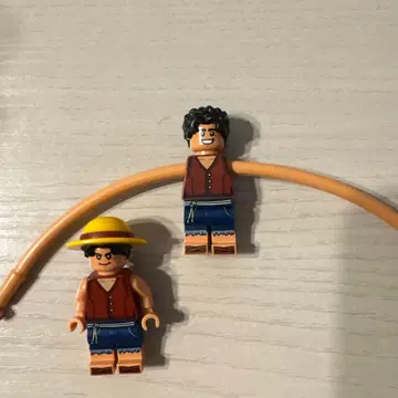 원피스 루피 피규어 밀짚모자 포함 2세트