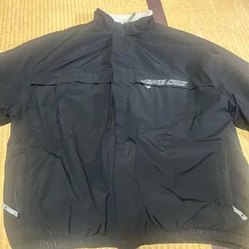 SANTA CRUZ 자켓 블랙 화이트