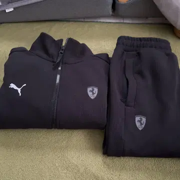 새상품 PUMA Ferrari 맨투맨 후드티 상하의 세트 빛나는