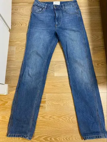 새상품급 Bonpoint 데님 블루 슬림핏 팬츠