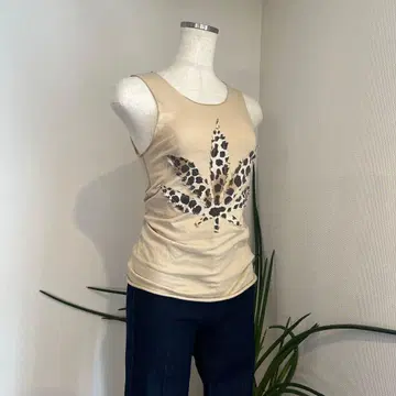 루시앙페라피네 S 사이즈 탱크탑