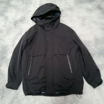 새상품급 유니클로 +J 하이브리드 다운 오버사이즈 파카 블랙 질 샌더
