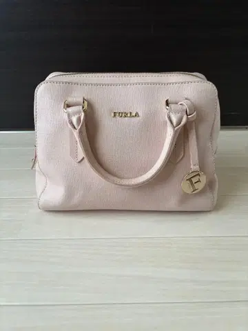 FURLA 핑크 핸드백