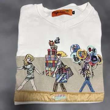 Left Alone 캐릭터 자수 트레이닝복