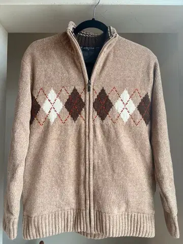 VINTAGE CLUB 아가일 무늬 풀 집업 스웨터