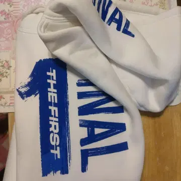 THE FIRST FINAL 후드티 (XL)