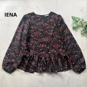새상품급 이에나 페플럼 퍼프 슬리브 블라우스 꽃무늬 블랙 비침 IENA
