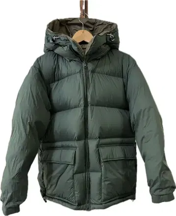 UNIQLO JW 앤더슨 리버서블 다운 자켓