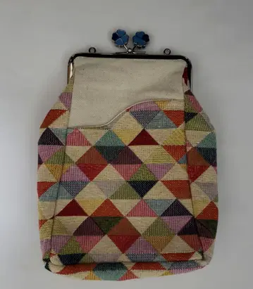 새상품. 네잎클로버 장식 가마구치 파우치