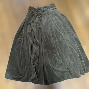 센소유니코 루쿠르카 스커트 38 사이즈