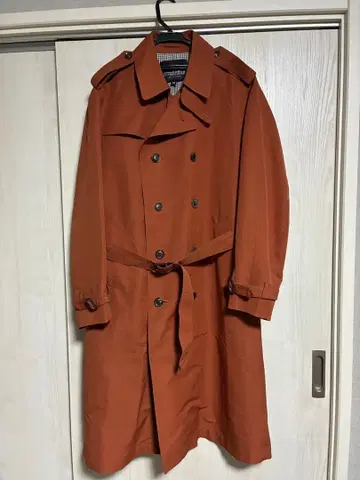 오렌지 트렌치코트 더블 브레스트 인버티어