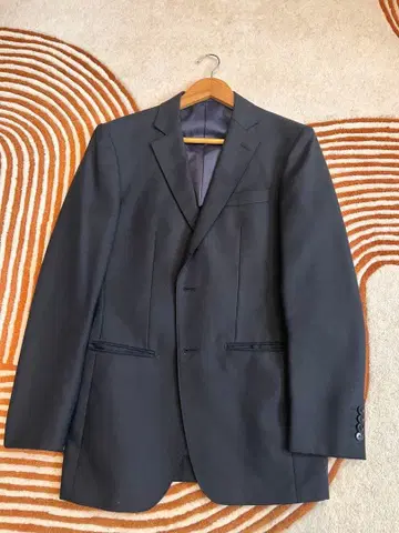 새상품급 사용 횟수 2, 3회 스트레치 울 폴리에스테르 자켓