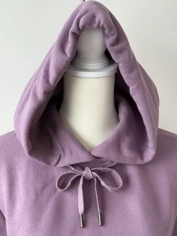 유니클로 UNIQLO 네이비 코트니에 라벤더 후드 부착 후드티