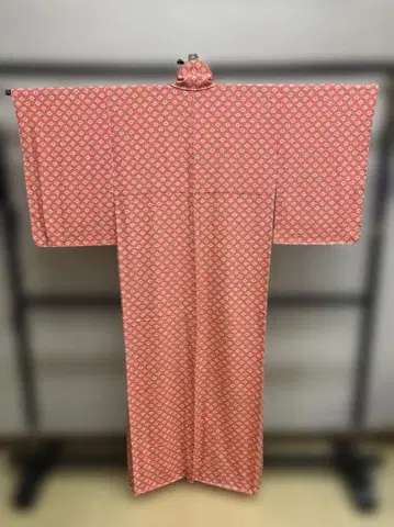 코몬 기모노 얇은 홍색 국화 마름모