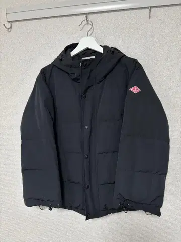 단톤 다운 블랙 S 사이즈