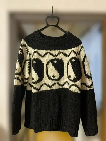 Black weirdos Yin Yang Sweater 음양 니트