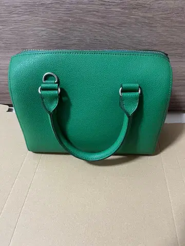 유니클로 가죽 터치 2WAY 보스턴 백 그린