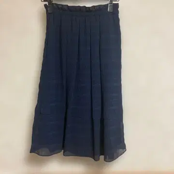 리플렉트 네이비 턱스커트 사이즈 7