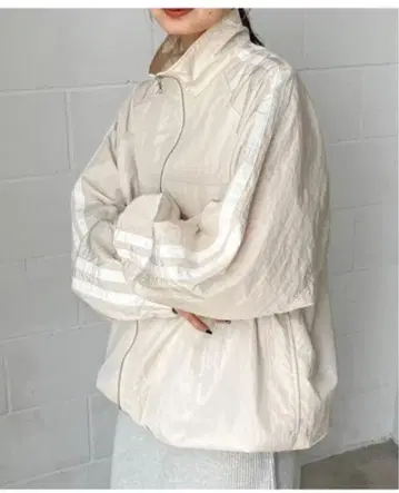 [ LOWRYS FARM ] 트랙 라인 나일론 블루종 아이보리