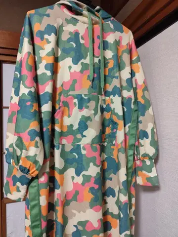 Lambyrizo 란비리조 카모플라쥬 패턴 후드 부착 원피스 M