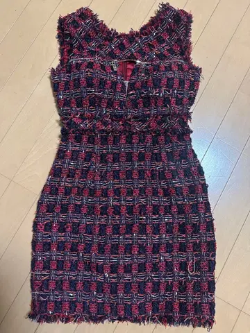 빨검 트위드 슬리브리스 드레스